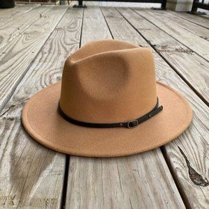 Amazon Felt Hat Tan Camel Belt Buckle Size Medium